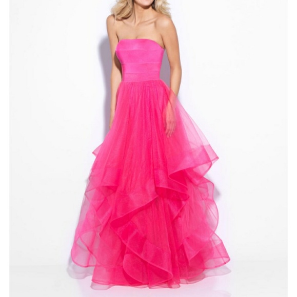 Dresses & Skirts - Pink Ballgown